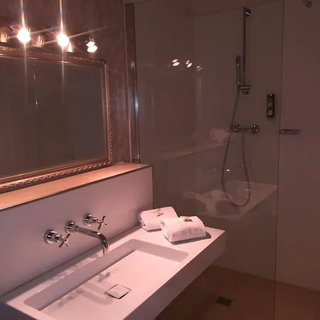 Aparthotel Living Am Carlsplatz Düsseldorf