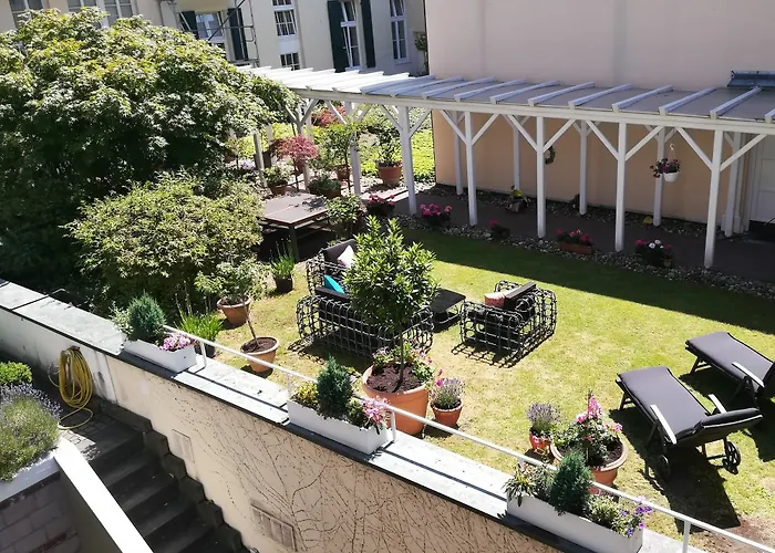 Living Am Carlsplatz