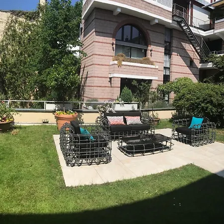Living Am Carlsplatz * デュッセルドルフ