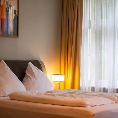 Apartment Living Am Carlsplatz Düsseldorf