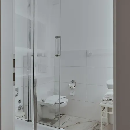 Living Am Carlsplatz Apartment