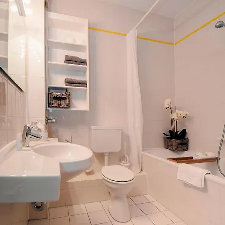 Aparthotel Living Am Carlsplatz