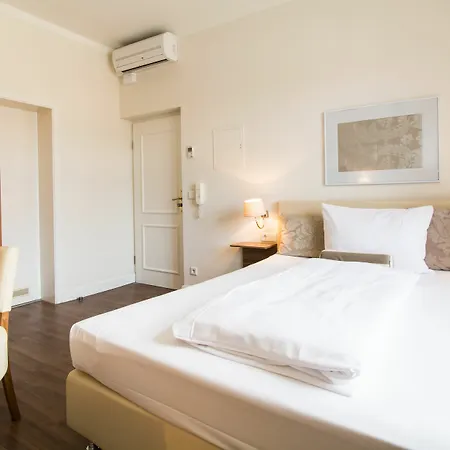 Aparthotel Living Am Carlsplatz Dusseldorf