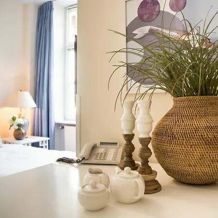 Aparthotel Living Am Carlsplatz