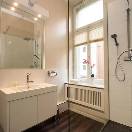 Living Am Carlsplatz Aparthotel Dusseldorf