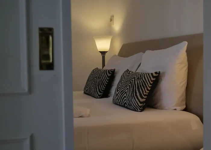 Appartement Living Am Carlsplatz Düsseldorf