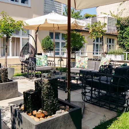 Living Am Carlsplatz Дюссельдорф