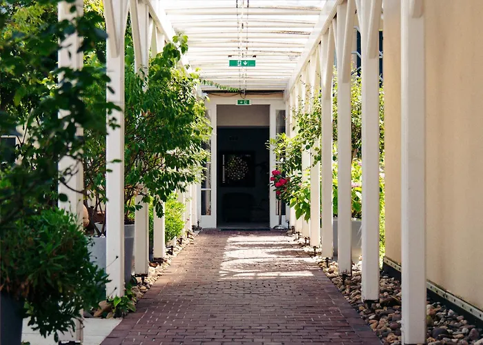 Апартаменты Living Am Carlsplatz *